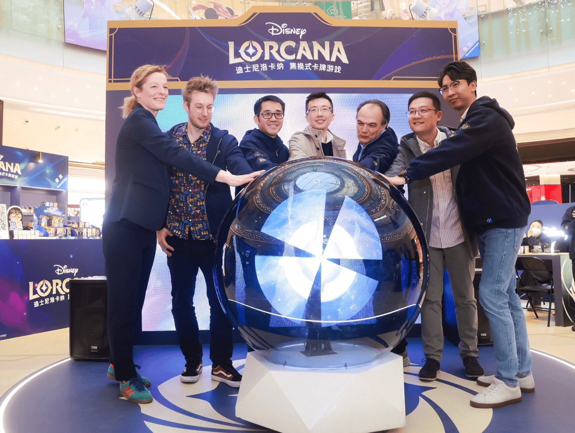 戏市场升级迪士尼洛卡纳新春首发pg模拟器试玩助推中国卡牌游(图6)