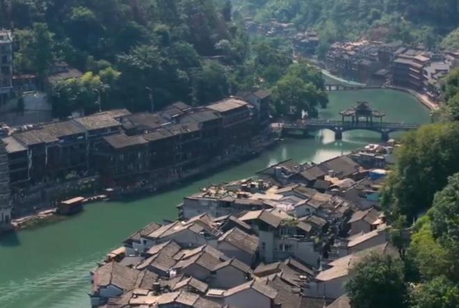 攻略：走进沈从文笔下的诗意世界pg电子平台边城茶峒古镇旅游(图5)